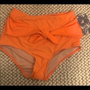 NWT Kortni Jeane swimmers